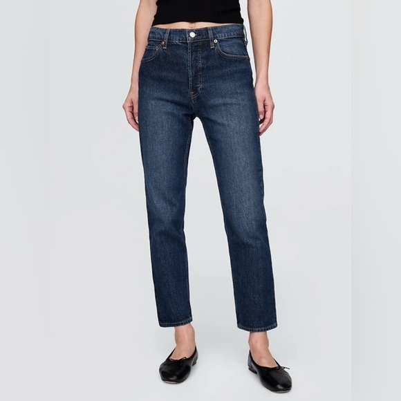 Gap Jeans Women's Size 28/6R Blue Cheeky Straight High-Rise Button Fly Casual - Picture 1 of 8